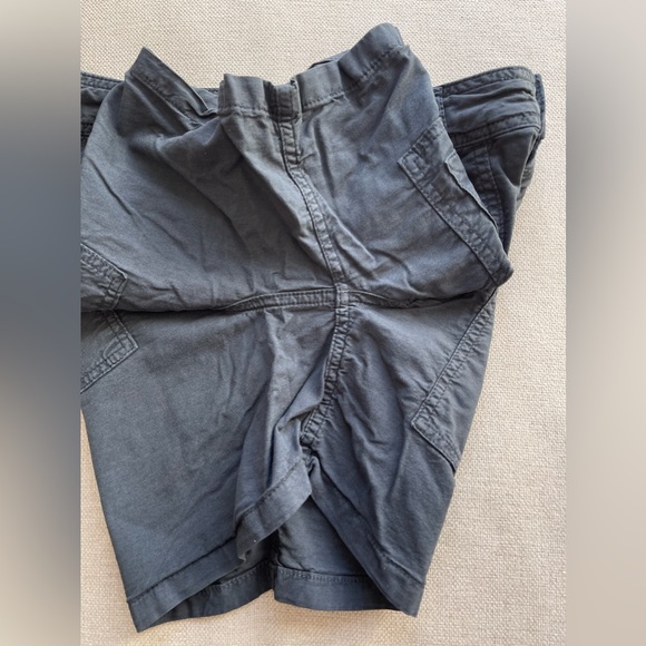 Anthropologie The Wanderer Cargo Midi Shorts In Midnight Dark Blue Size 27 - Picture 8 of 9